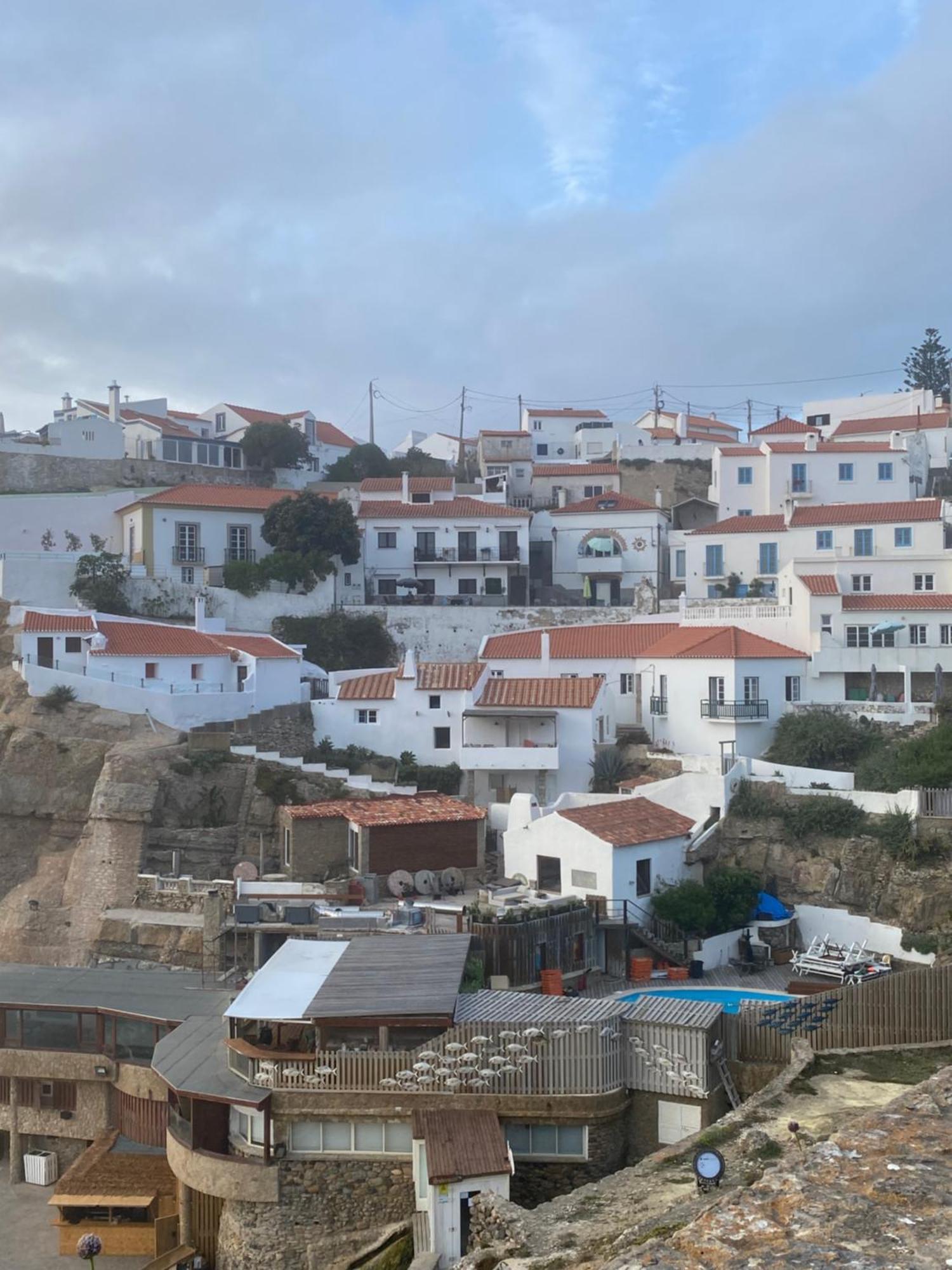 Azenhas Do Mar Cottage ซินตรา ภายนอก รูปภาพ