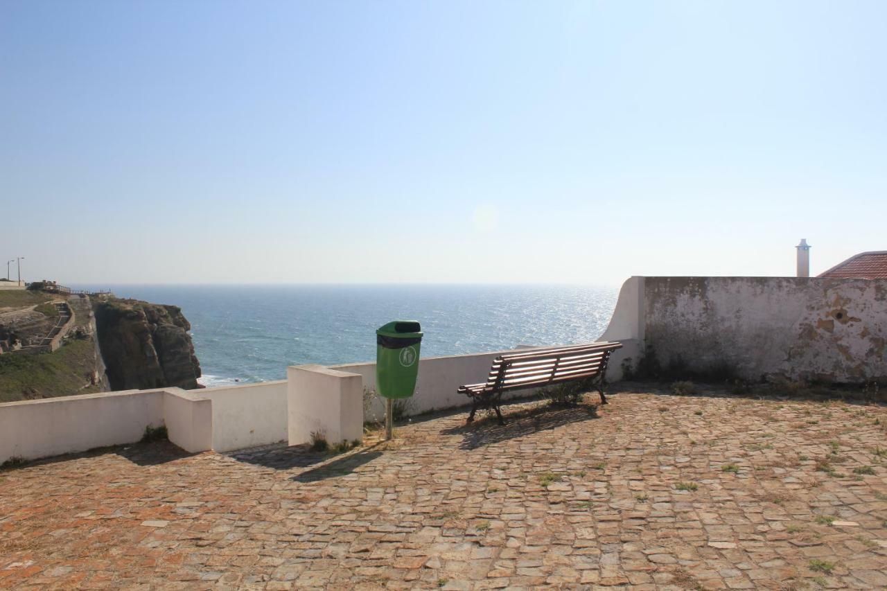 Azenhas Do Mar Cottage ซินตรา ภายนอก รูปภาพ